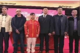 回湘过年，请坐首趟爱心高铁专列图片