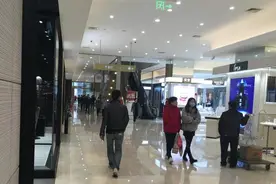 上海第一八佰伴商场气味刺鼻被要求整改，多措施净化空气图片