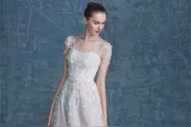 待嫁新娘高贵盘发造型推荐 做气质新娘图片