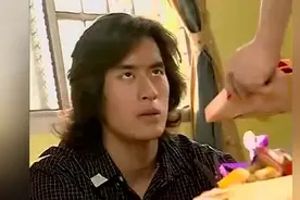 超人气学园，同学的温暖刺痛于威仁的心，全是泪的诉说视频封面