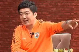崔鹏聊被李霄鹏要求，周海滨畅聊当初转会风波，所有队友都哭了视频封面