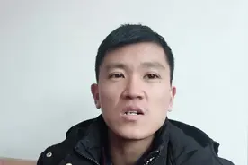 如何去掉头条号餐饮公司负责人这几个字？取消身份认证即可！