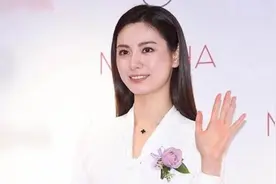 “亚洲最美”NANA久违现身 变脸认不出惹网友热议视频封面