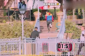 易烊千玺不愧是“易如风”，四个猎人都那么难追到他！视频封面
