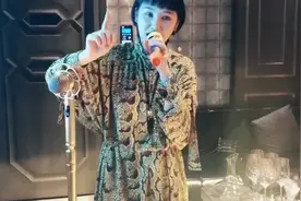 小姨子第一次来KTV，想不到唱歌竟这么好听，只能用麦霸来形容！视频封面