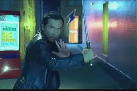 打架起始招式一定要帅，小伙两人“教科书式”的打架姿势教学