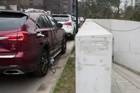 没固定车位也能买车拿沪牌？新能源车主：花几千块4S店搞定图片