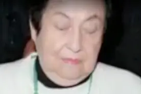 最小胞妹病逝 赌王行动不便送花圈悼念视频封面