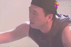 男摄影师给极品模特拍写真，内存卡都满了！这到底是拍了多少啊？视频封面