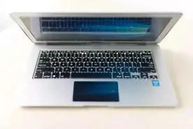 送给学生党最好的礼物 这些颜值与性能兼备的超极本最贴心图片