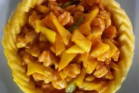 《鲜虾菠萝炒鸡丁》图片