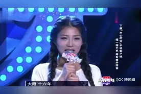 流浪歌手妈妈回家儿子都不认识，留守家庭望能早团圆，祝愿他们吧