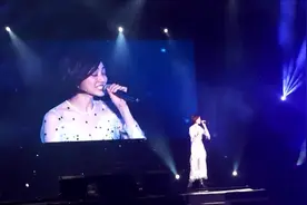 亚洲大势力音乐会上范玮琪的黑白配简直好听到怀孕了视频封面
