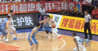 京疆第2战争议判罚：这个球到底是不是干扰球图片