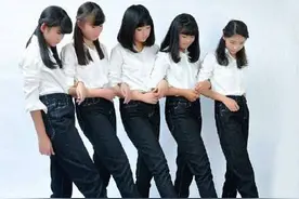 sunshine女团采访现真容！网友大喊：修图师，委屈你了图片