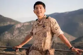 帮乔妹做选择题：宋仲基和Rain，到底该睡谁！？图片