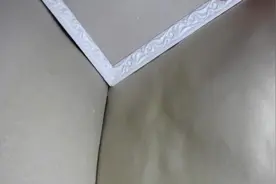 贴石膏线碰到阴角 用这个方法切割石膏阴角线服帖