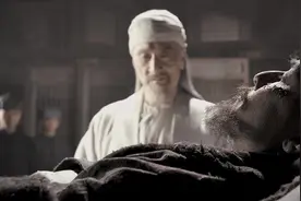 收纳袋里面的男子，装在里面半个月，都还没有死？