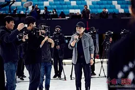 张艺谋首导综艺变“暖叔” 不装不演展真性情图片