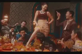 薛之谦《摩天大楼》2018年最后一个MV