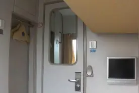 北京到沈阳坐火车比坐飞机还贵？实拍红皮车双人高级软卧内部