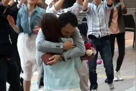 日本大阪某商场快闪行动惊喜求婚记视频封面