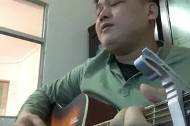《我们孤独》吉他弹唱图片