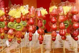 8天卖出1万支！冰糖葫芦走红俄罗斯新年集市！这些童年零食吃过一半以上，你还年轻……图片