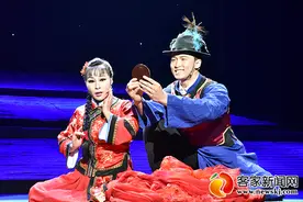 2017赣州第二届文化惠民周：兴国山歌剧《老镜子》展演 革命爱情赞歌催人泪图片