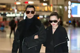 赵文卓夫妇受邀亮相米兰时装周 机场街拍黑衣LOOK酷劲十足图片