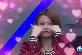 女嘉宾要王鹤棣摘下面具，结果看到他的那瞬间脸红了，直说好好看视频封面