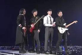 【视频】林俊杰与五月天合体翻唱经典，向已故的摇滚传奇致敬图片