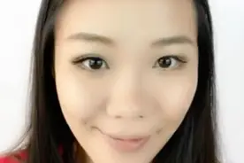 用简单的方法，贴出上下假睫毛，自然方便又好看！