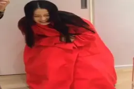 Angelababy现场突然肚子痛，结果吓一跳