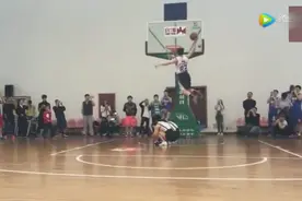 中国飞人陈登星，这弹跳能力放在NBA也是顶级！视频封面