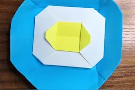 折一个美味的煎蛋吧。#折纸 #手工视频封面