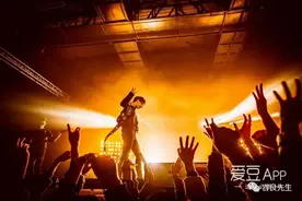 170121 华晨宇：我干嘛要管别人怎么评价我？图片