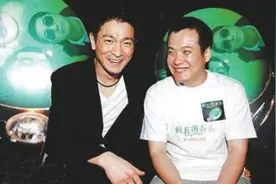 老房拆迁挖出价值连城的翡翠，一连串离奇事件发生后，结局更是出乎意料……图片
