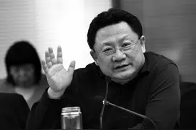 西安市交通运输局局长任立新：重污染天气公交免费市民出行难会更凸显图片