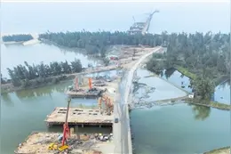 如意岛大桥连接海口市与外海如意岛 未跨琼州海峡图片