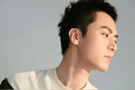 茅子俊杂志大片 “衣架”气质一览无遗图片