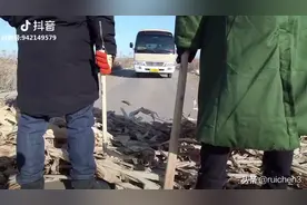 回手掏，走位，走位，是何意