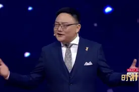 2018年我们告别了很多熟悉的面容，他们的离去提醒了我们视频封面