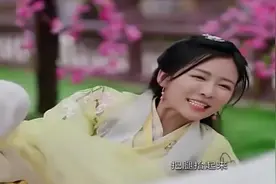 穿越女教老公练瑜伽，老公却是一脸的不情愿，结果尴尬啦视频封面