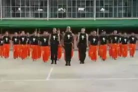 震撼！菲律宾500名囚犯大跳天王迈克尔杰克逊经典单曲