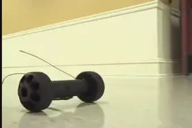 风凉说22：SWAT特警利用侦查机器人解救被劫人质视频封面