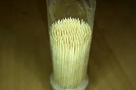 好漂亮：牙签也能做琥珀戒指视频封面