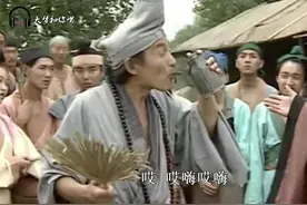 经典《鞋儿破帽儿破》，电视剧《济公》主题曲，唱出多少人的回忆视频封面