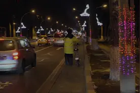 啥是佩奇讲述了留守老人的故事 我们来讲讲平凡生活中的“英雄”