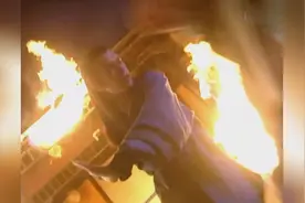 每个人都有弱点，古天乐的弱点就是温碧霞，他早就动了心视频封面